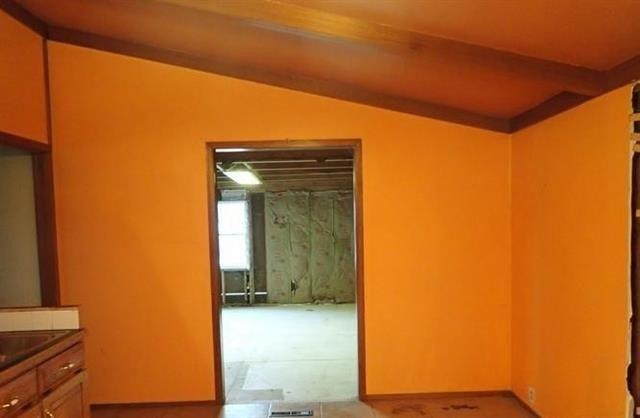 Plum Creek Rd, Paola, KS 66071