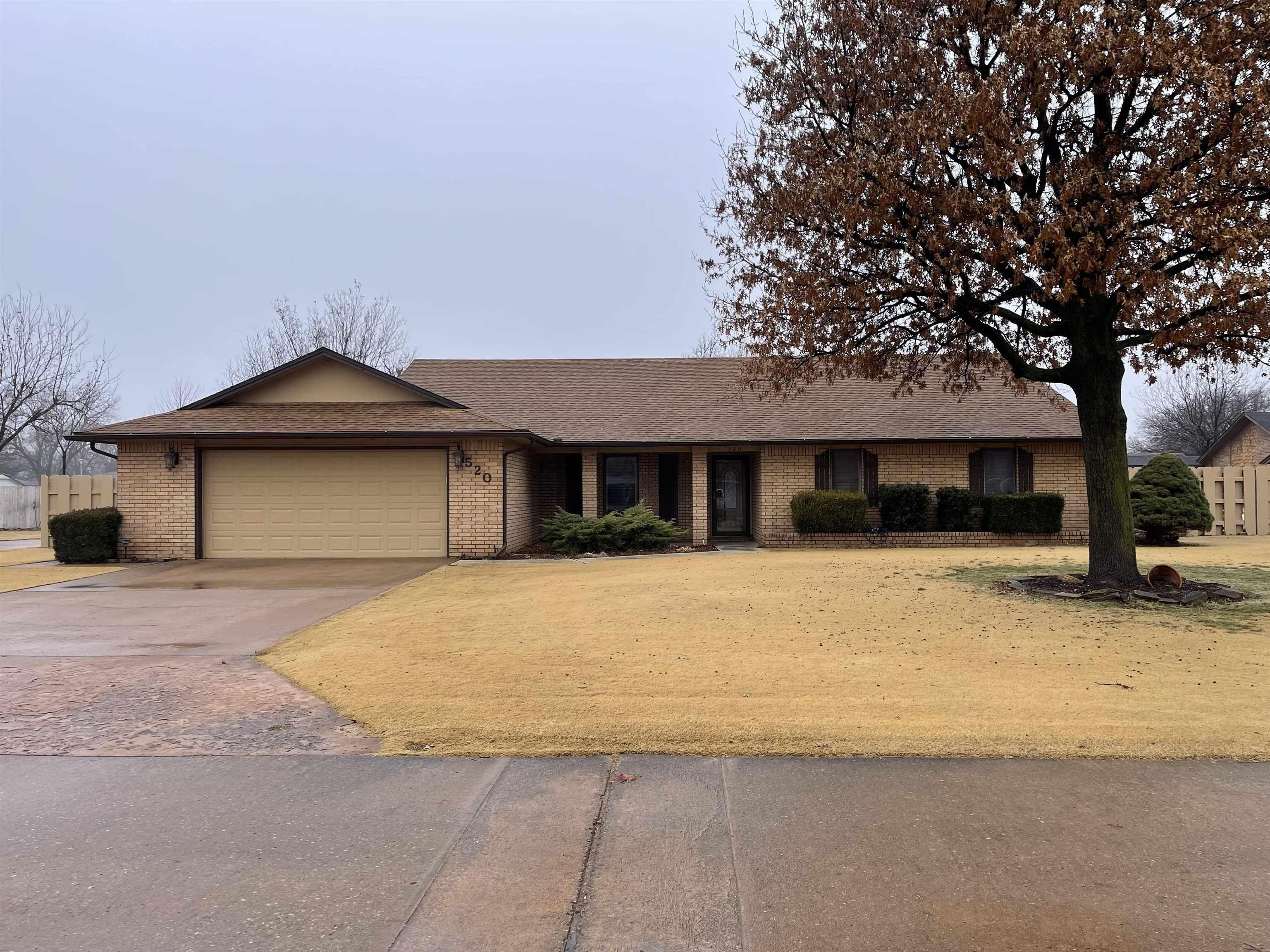 Applewood, North Enid, OK 73701