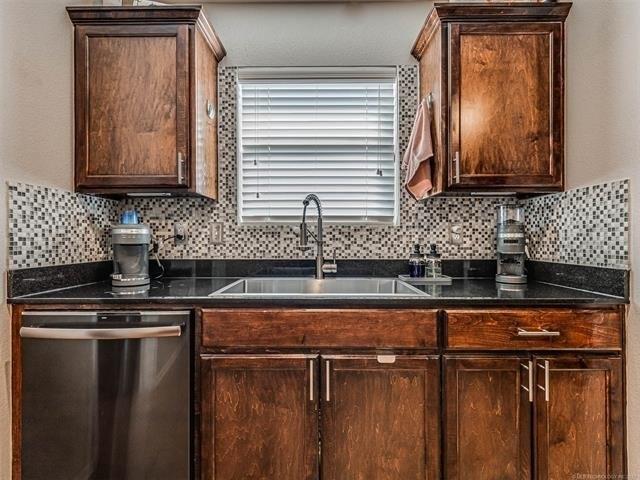 N 152nd East Ave, Owasso, OK 74055