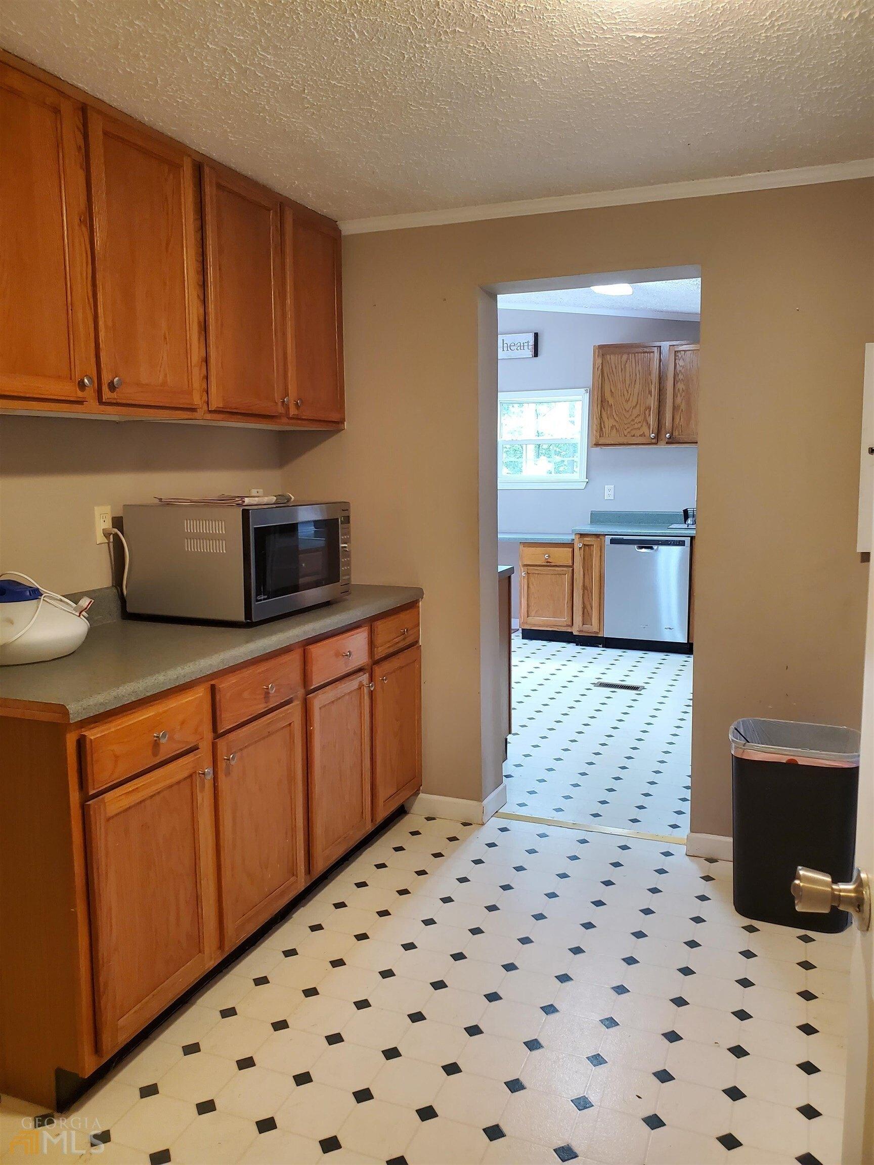 Shoals Pt, Eatonton, GA 31024