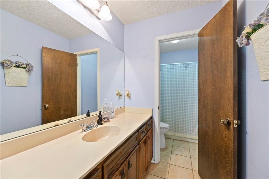 Crosstimber Dr, Austin, TX 78750