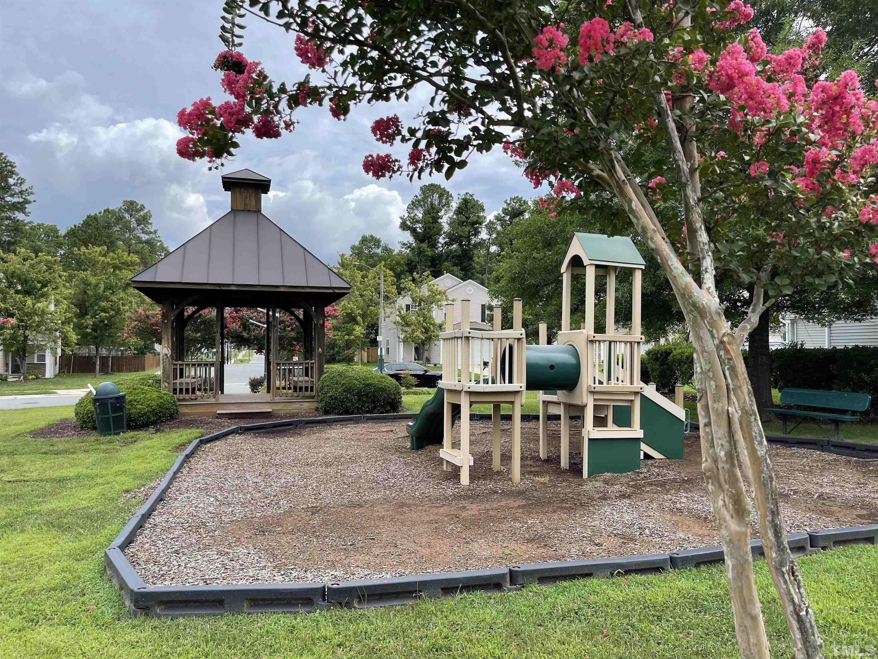 Skybrook Ln, Durham, NC 27703