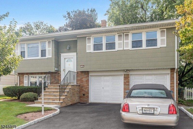 Dorothea Ter, Belleville, NJ 07109