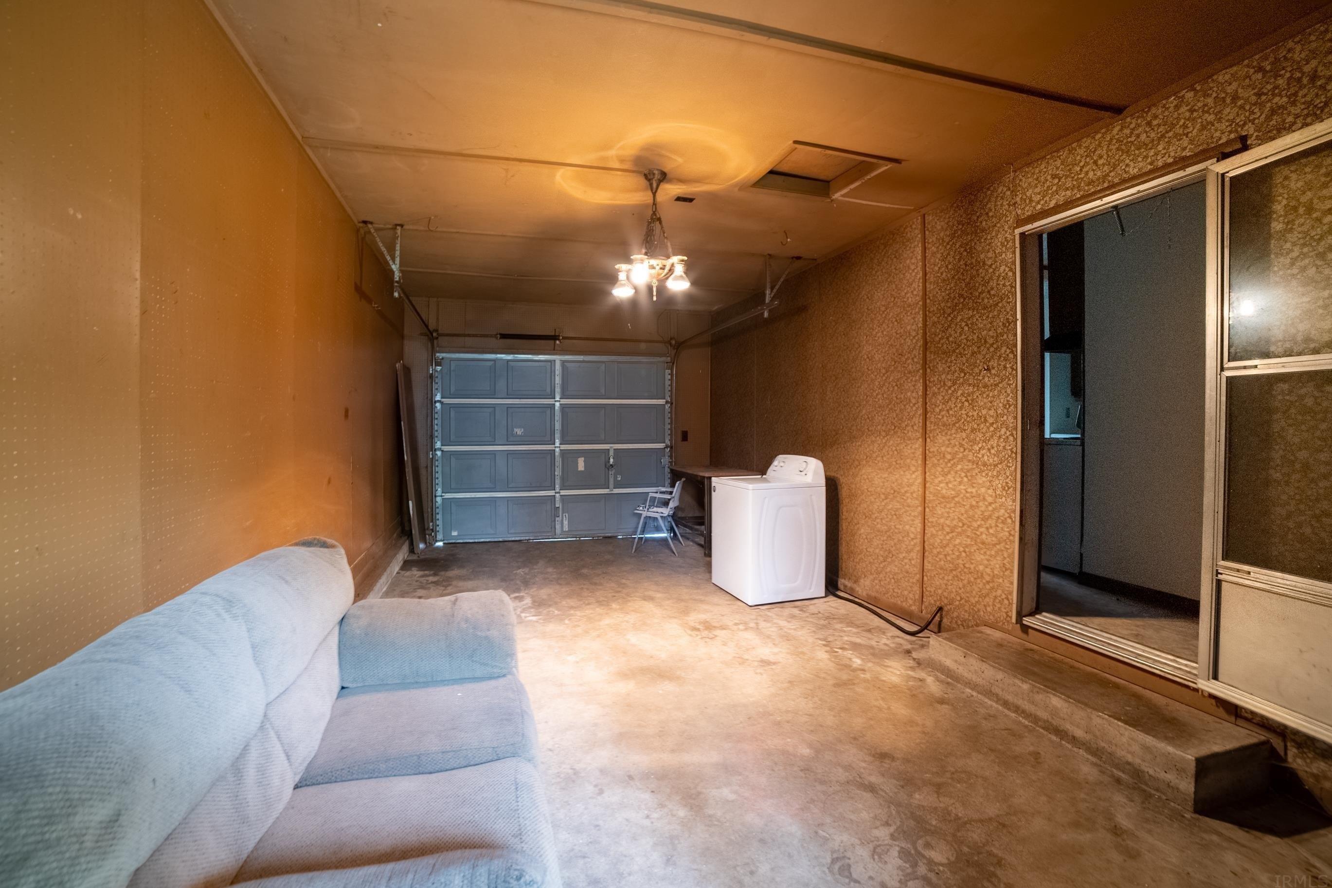 Lee Ct, West Lafayette, IN 47906