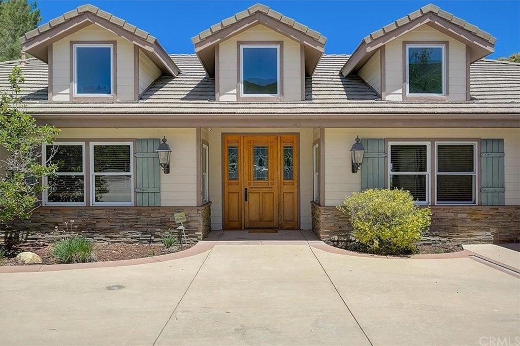 Speck Ln, Newbury Park, CA 91320
