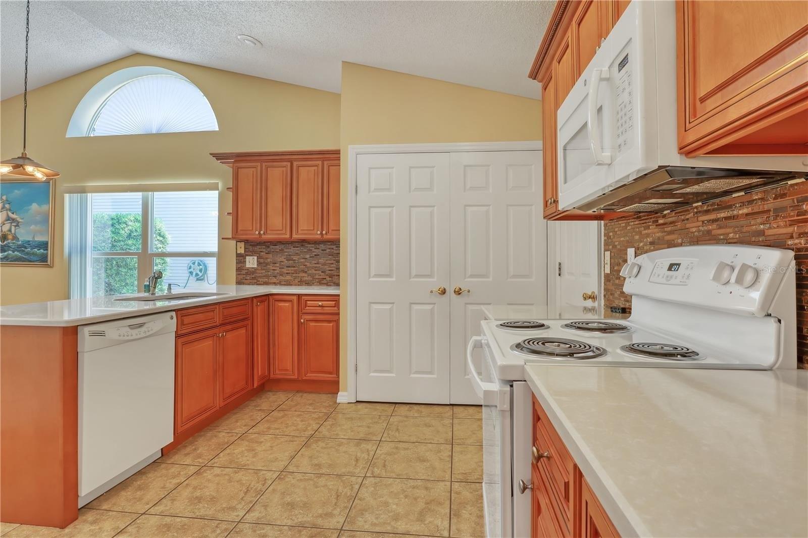 Sherwood Forest Dr, Orange City, FL 32763