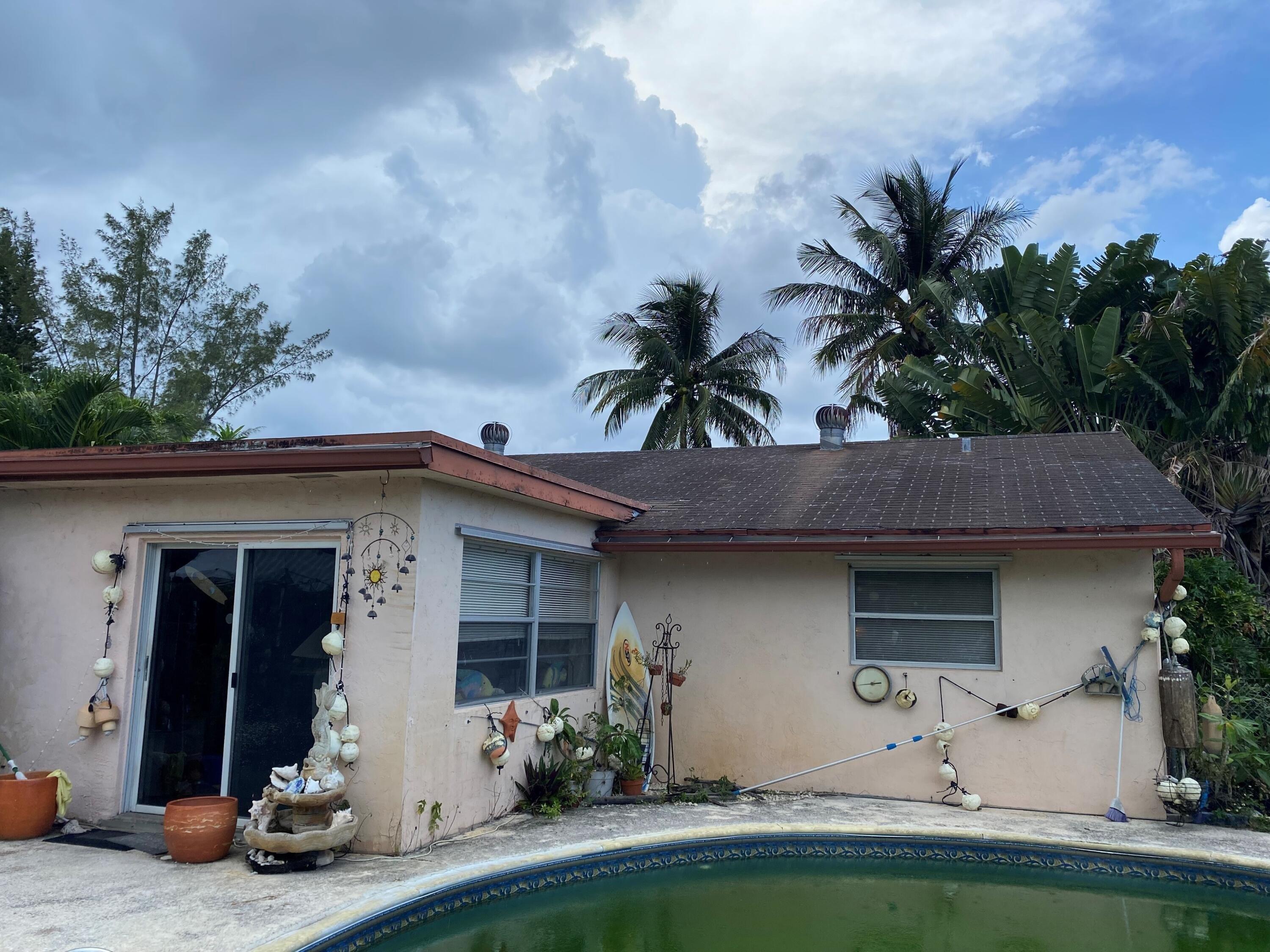 Parade Pl, Lake Worth, FL 33462