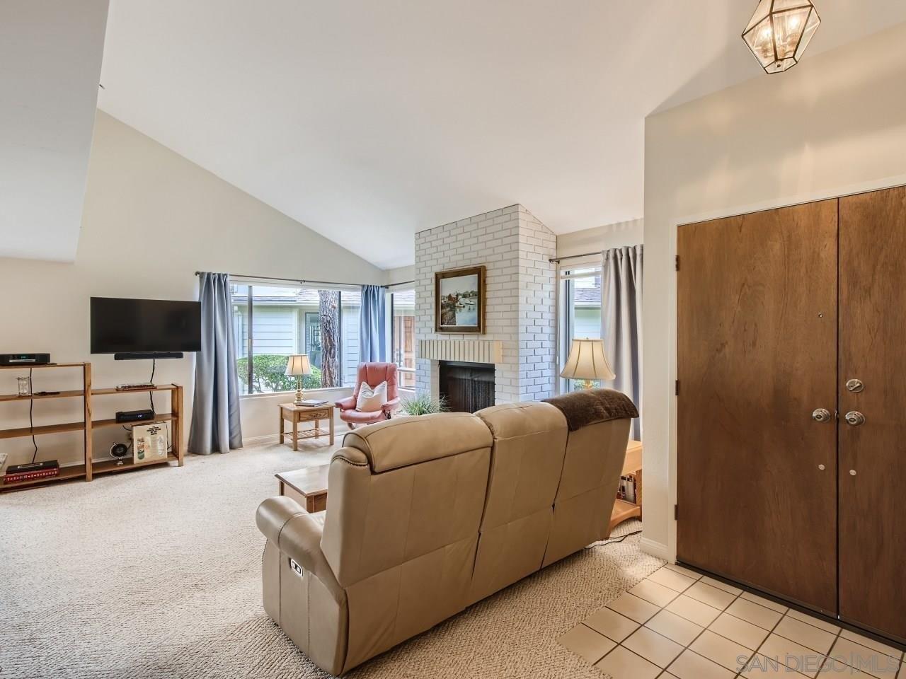 Crosscreek Ter, San Diego, CA 92131