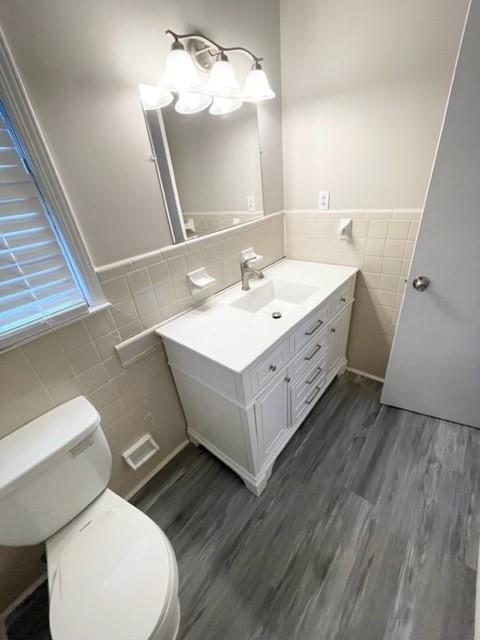 Woodfen Dr, Ellenwood, GA 30294