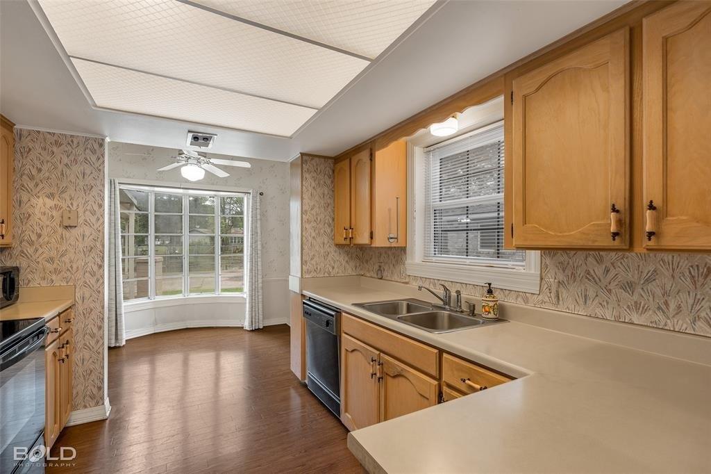 Crabapple Dr, Shreveport, LA 71118