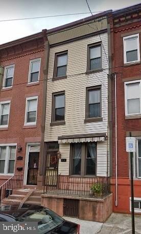 Morris St, Philadelphia, PA 19145