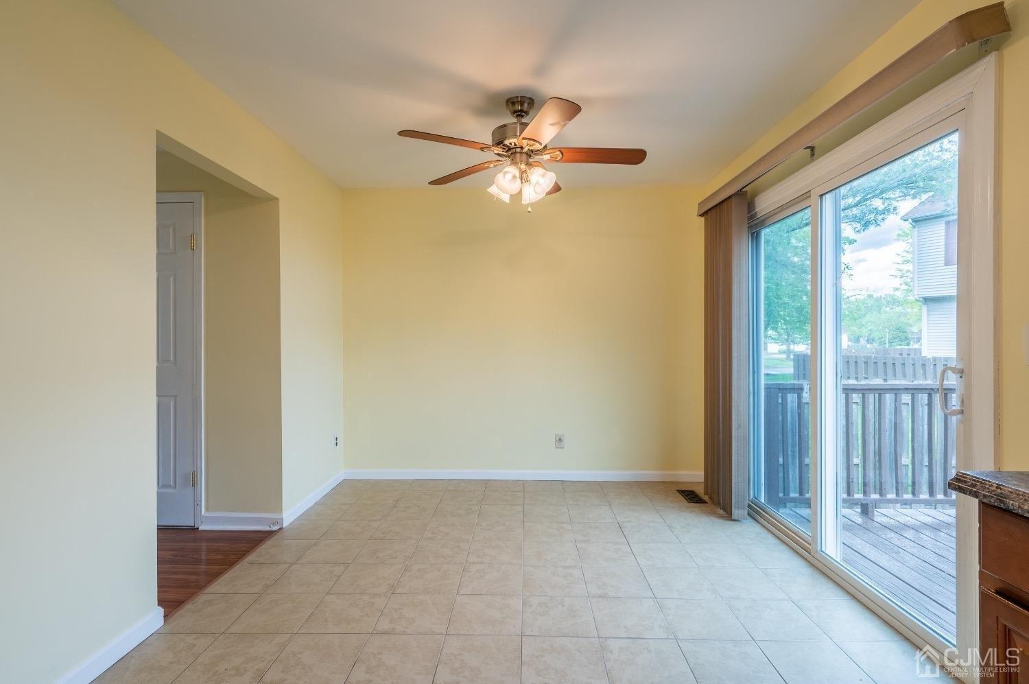 Dunmoor Ct N, Trenton, NJ 08690