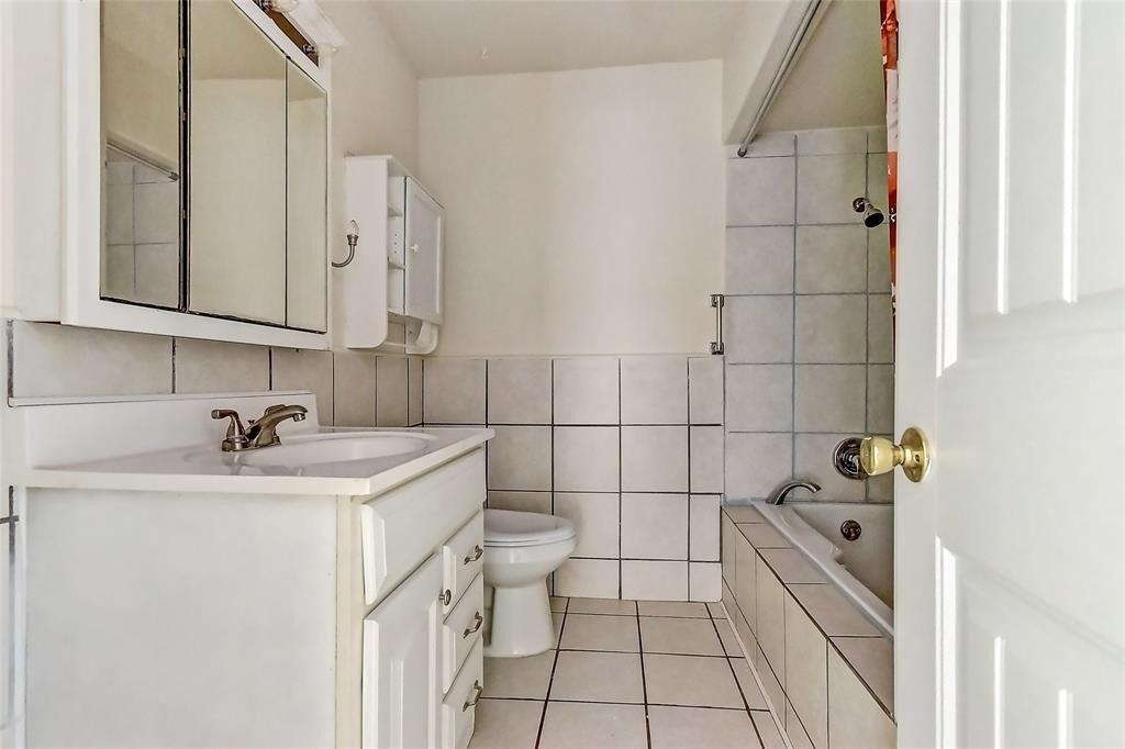 Russwood Dr, Pottsboro, TX 75076
