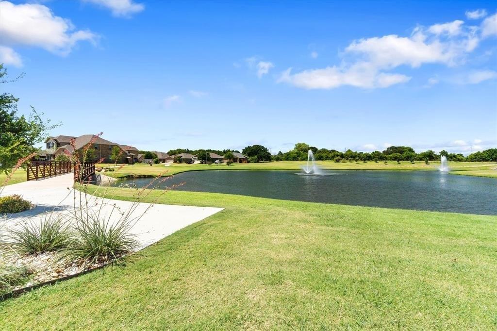 Rainland Ct, Arlington, TX 76002