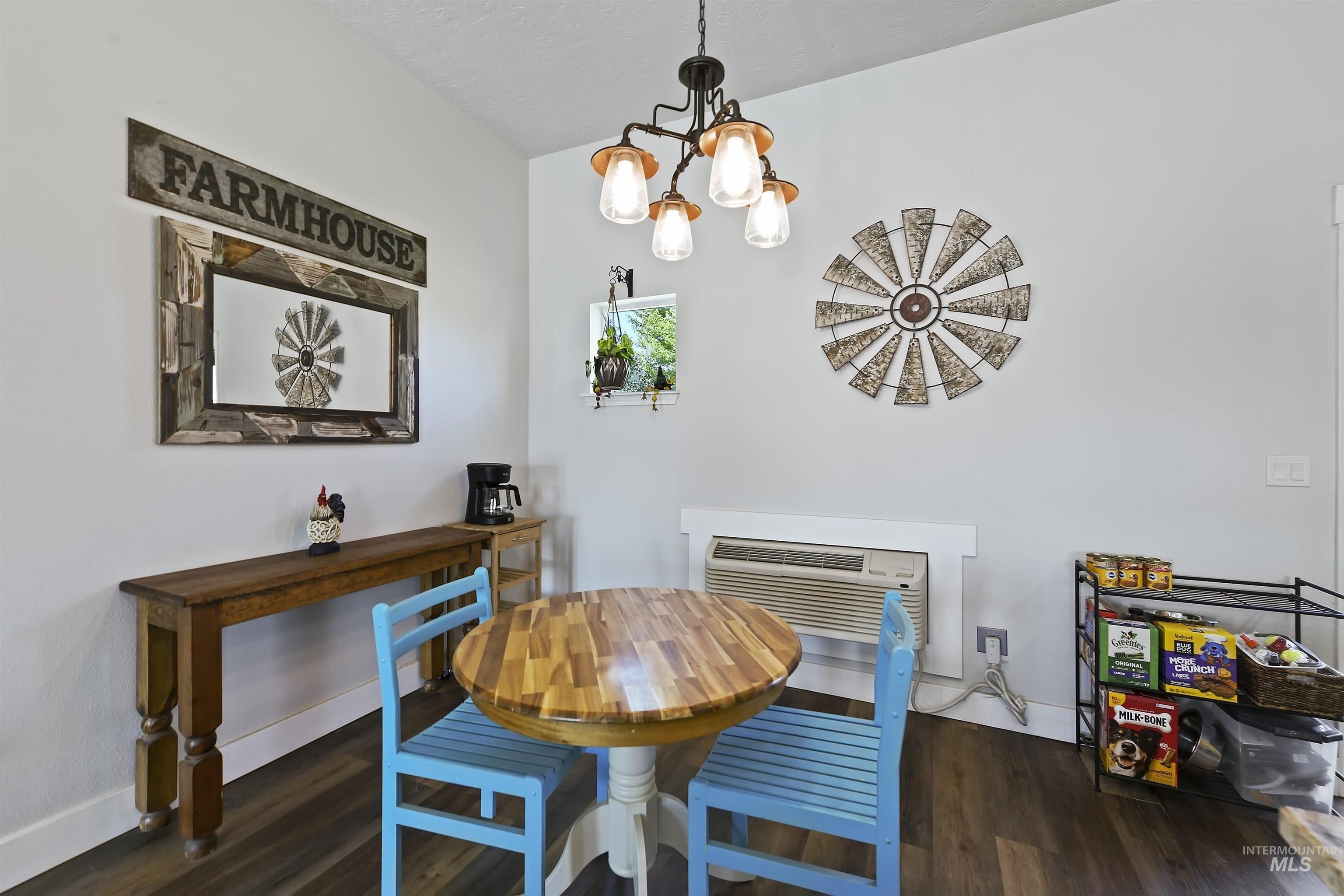 Moss St, Nampa, ID 83651