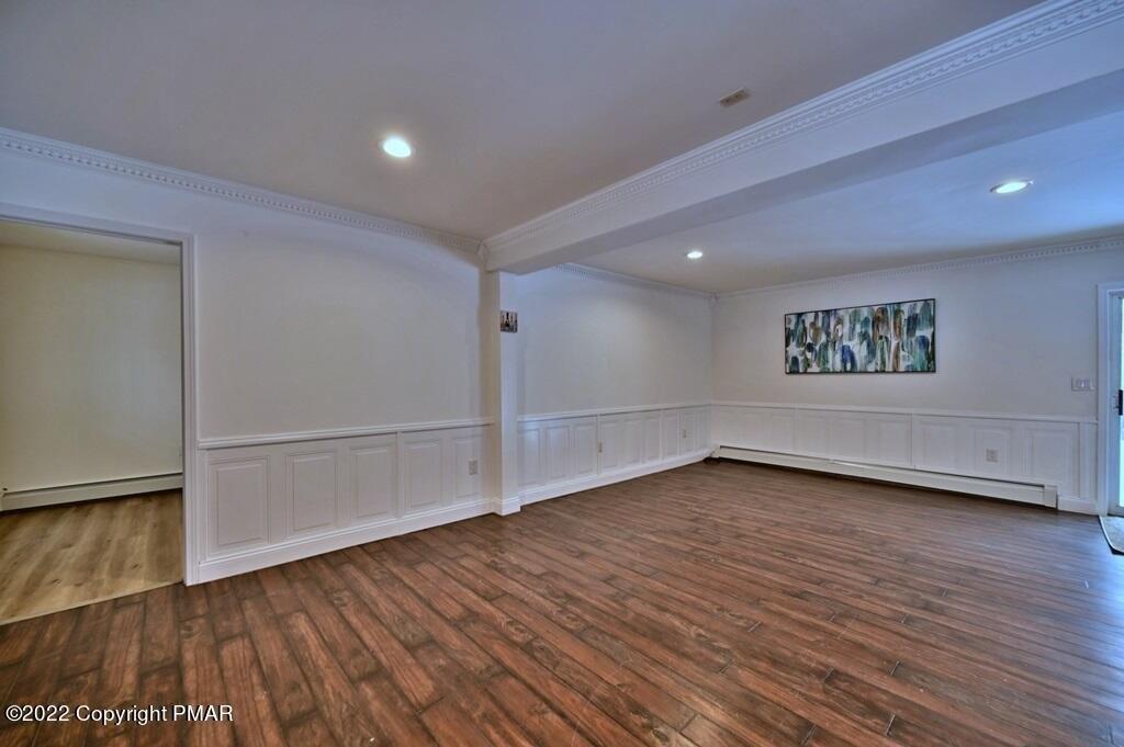 Briarcliff Ter, Tobyhanna, PA 18466