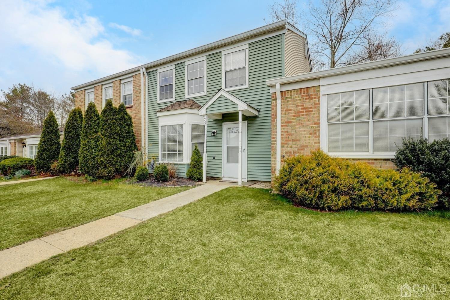 Percival Ct, Old Bridge, NJ 08857