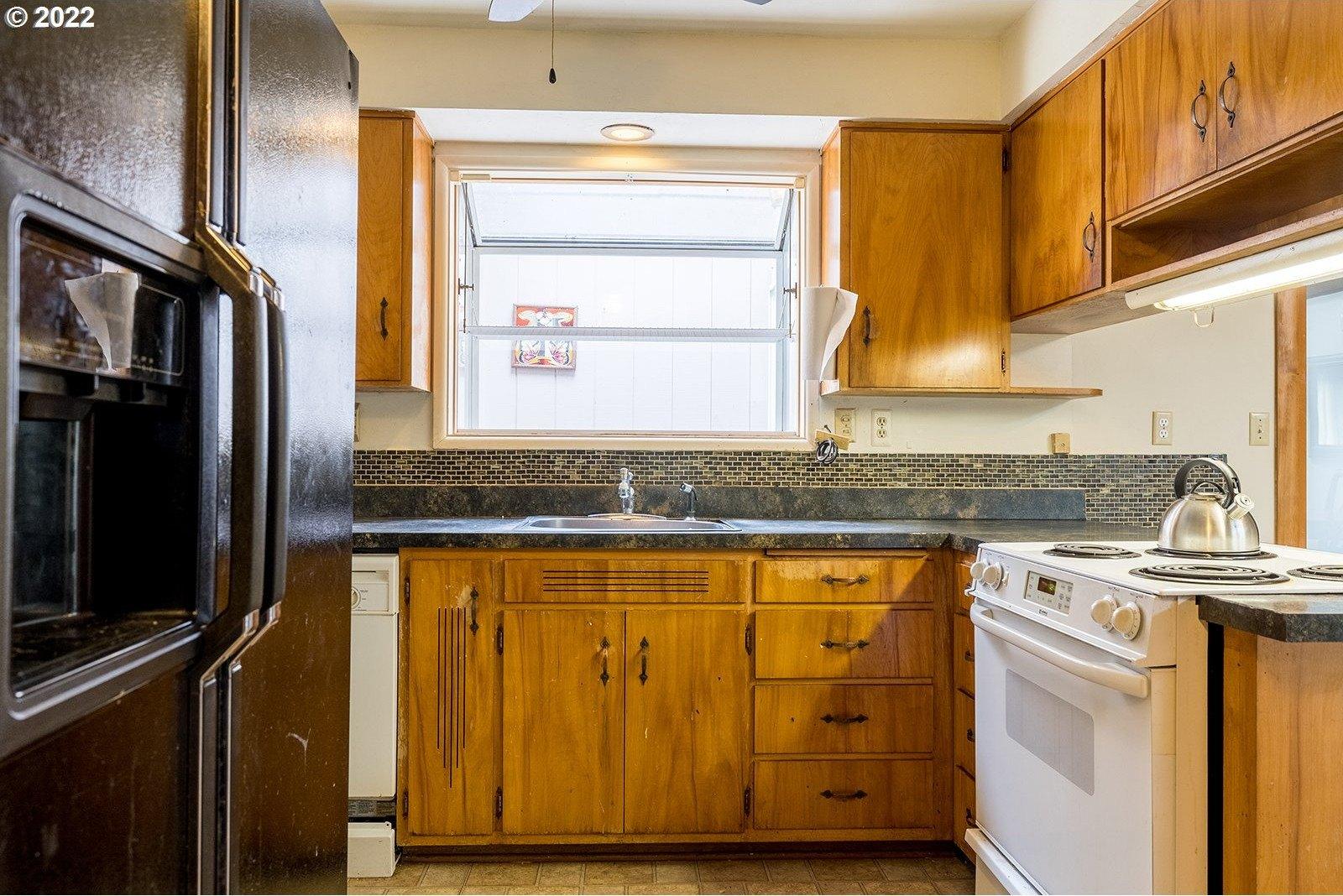 Hemlock St, Eugene, OR 97404