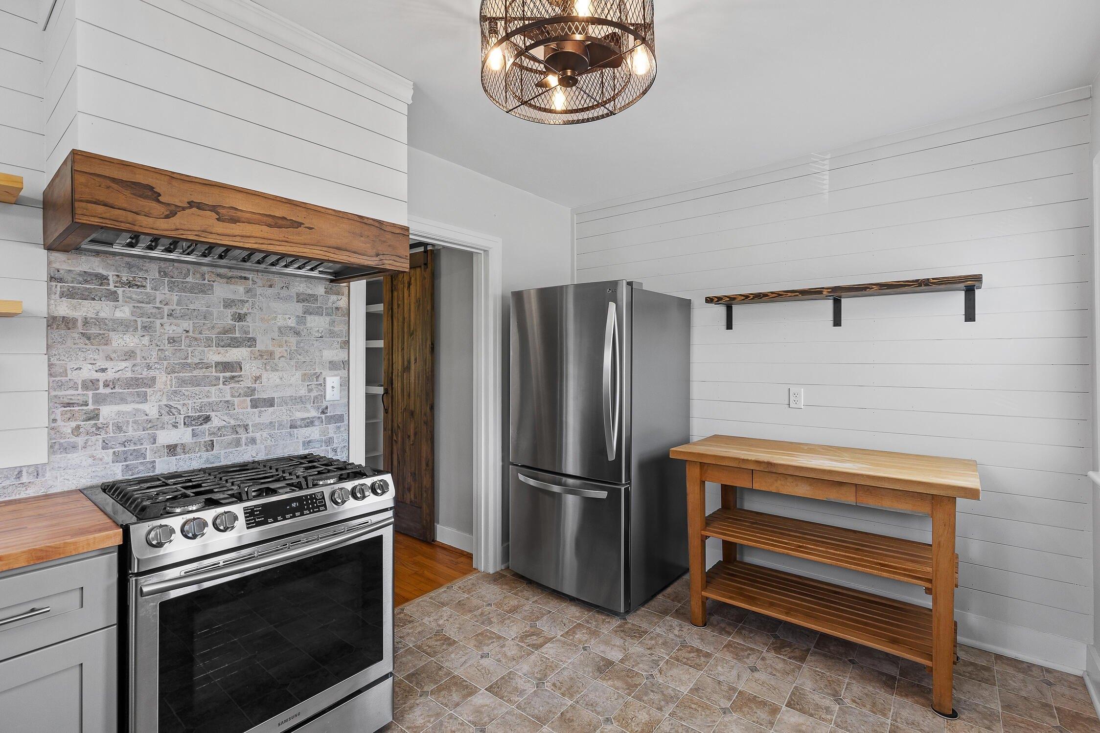 Marlboro Ave, Chattanooga, TN 37412