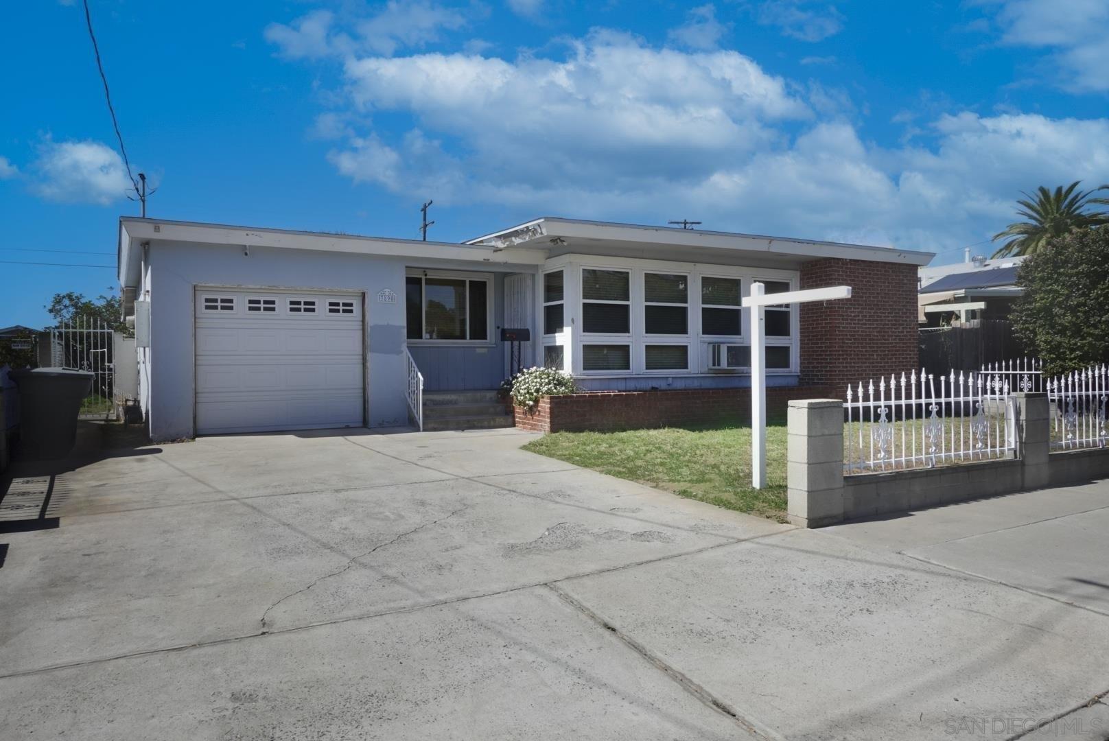 Massachusetts Ave, La Mesa, CA 91941