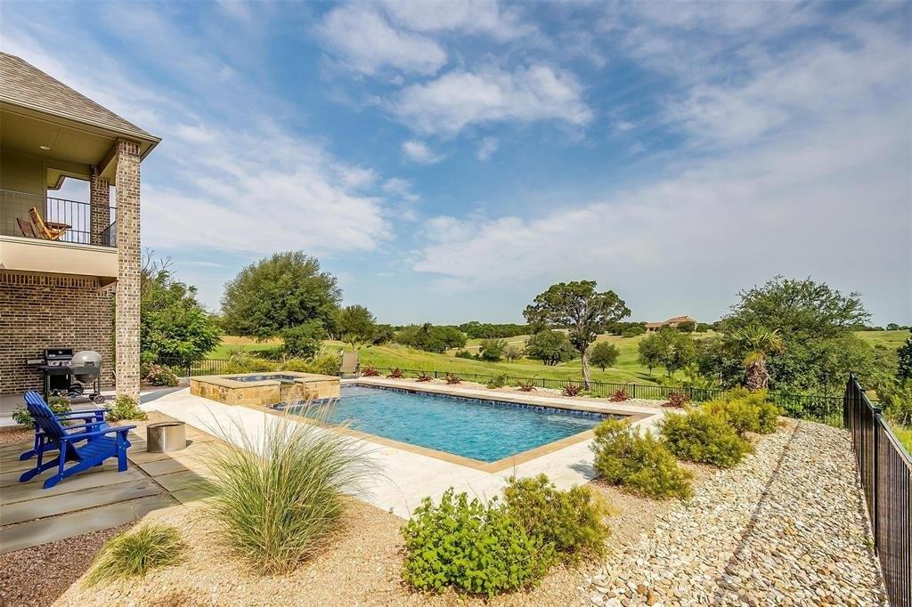Montrose St, Cleburne, TX 76033