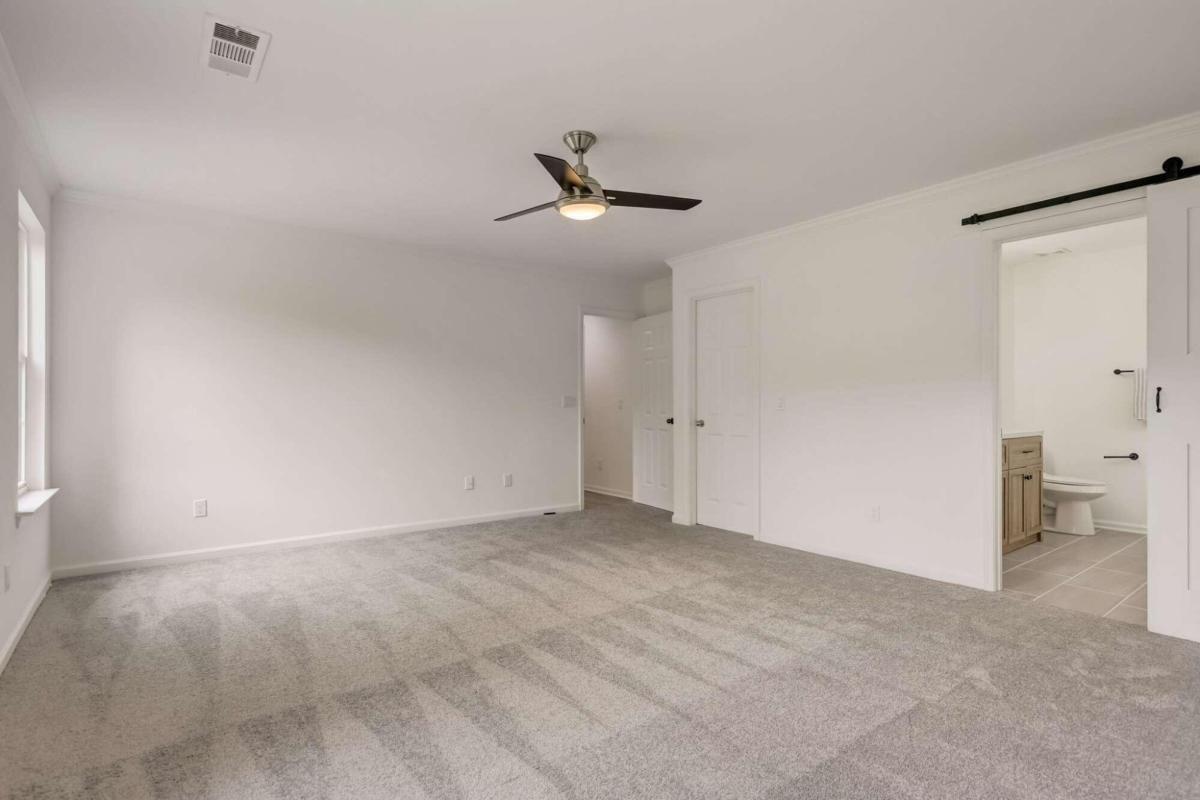 Bridgeshaw Dr, Cumming, GA 30028