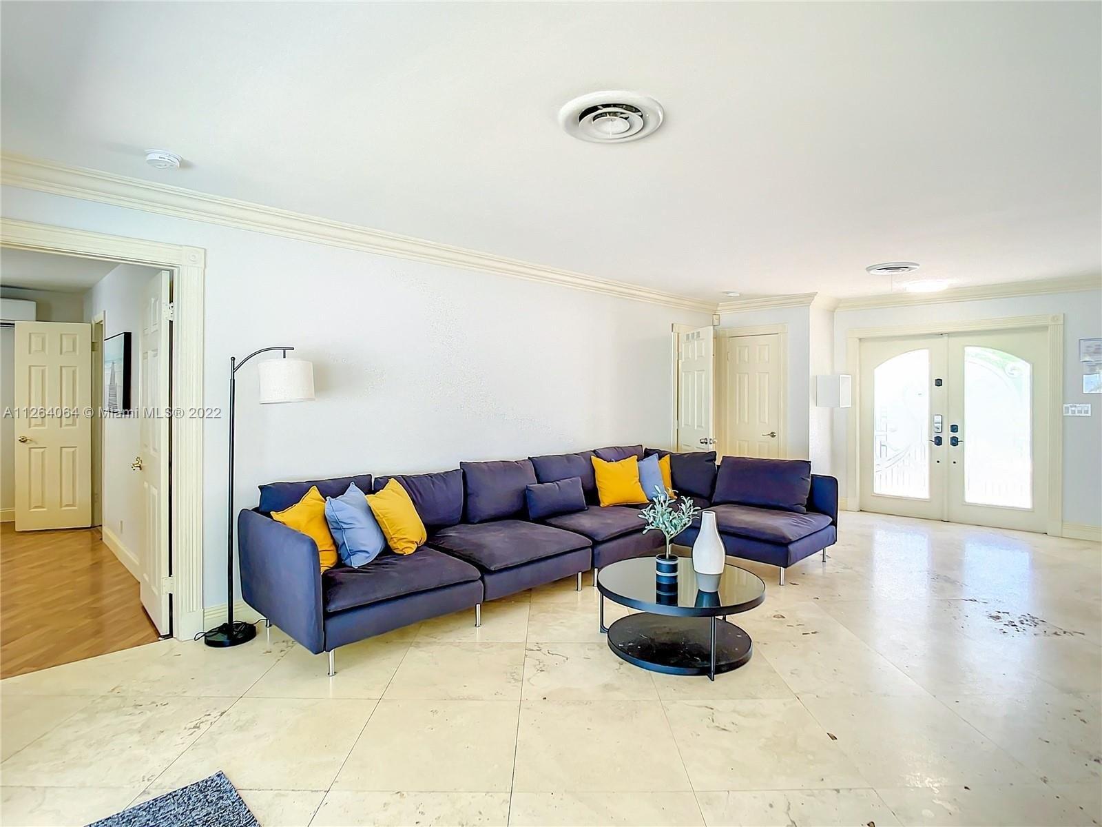 Ne 55th St, Fort Lauderdale, FL 33308