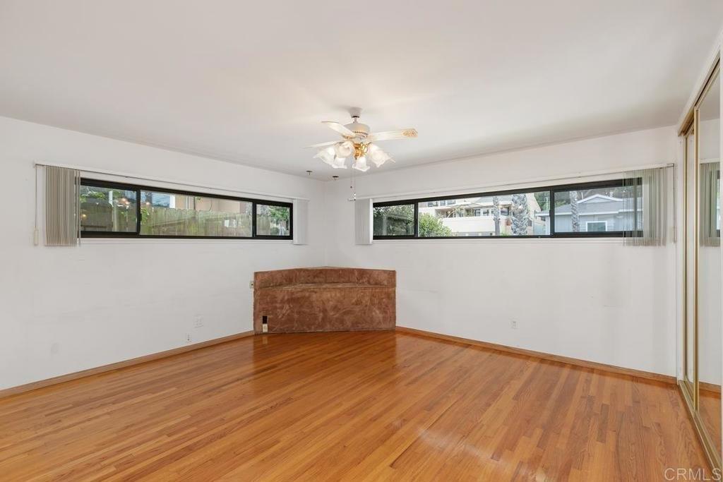 Moana Dr, San Diego, CA 92106