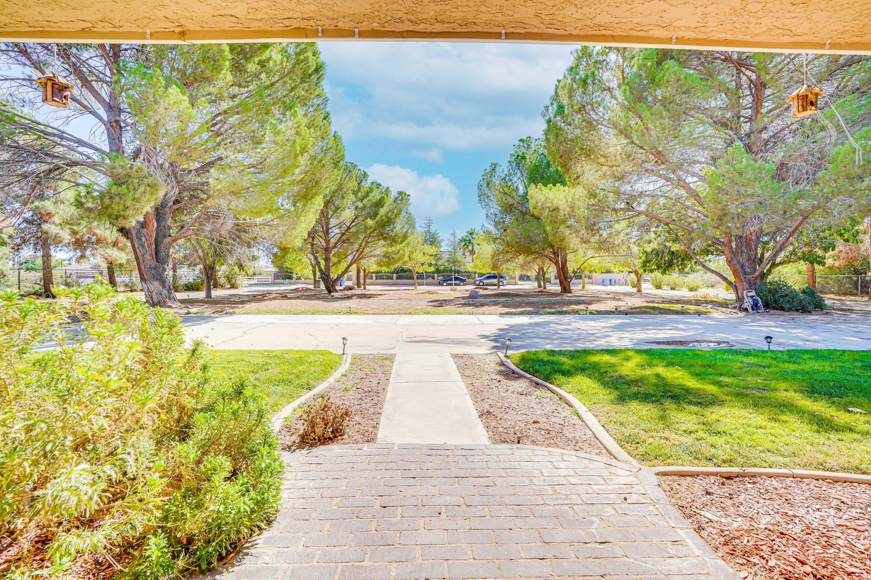 W Avenue O4, Palmdale, CA 93551
