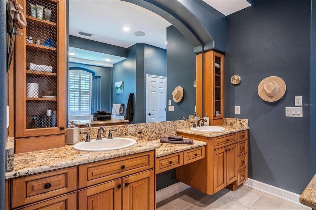Janus Way, Palm Harbor, FL 34685