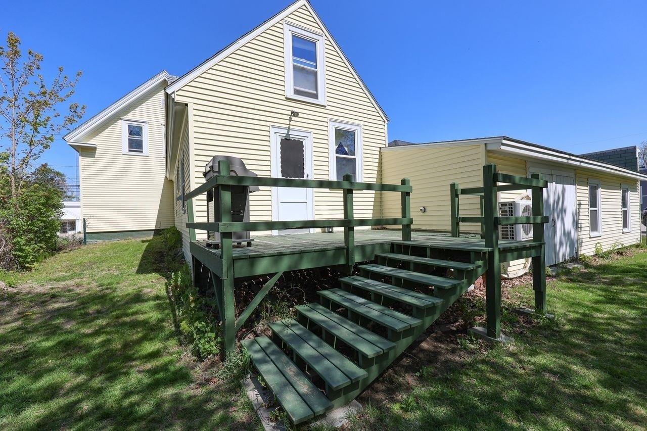 Court St, Laconia, NH 03246