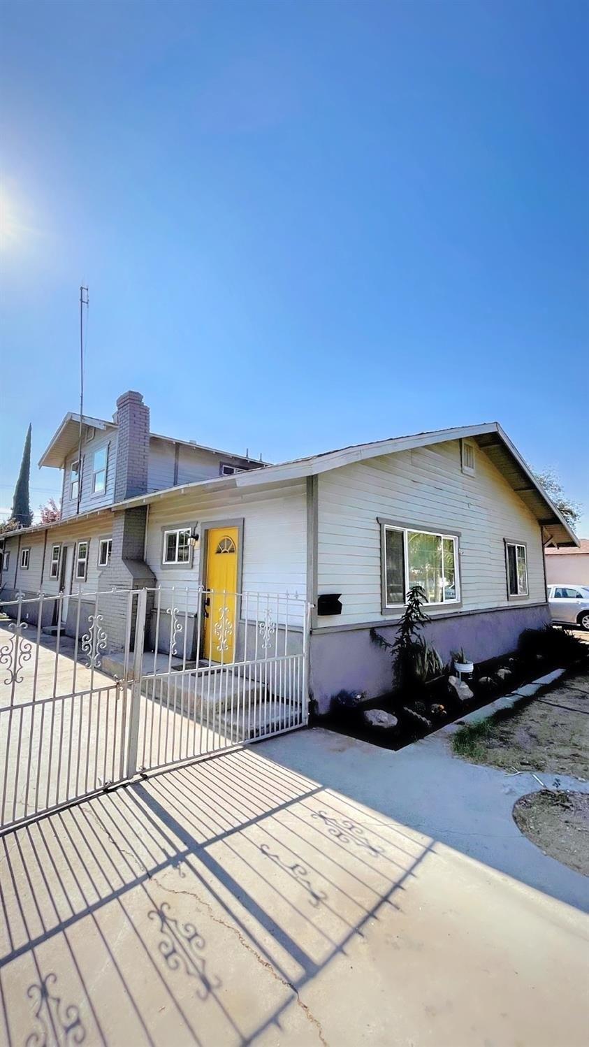 E Illinois Ave, Fresno, CA 93702