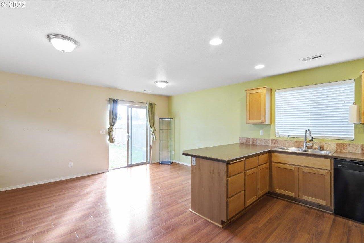Se 76th Ave, Portland, OR 97222