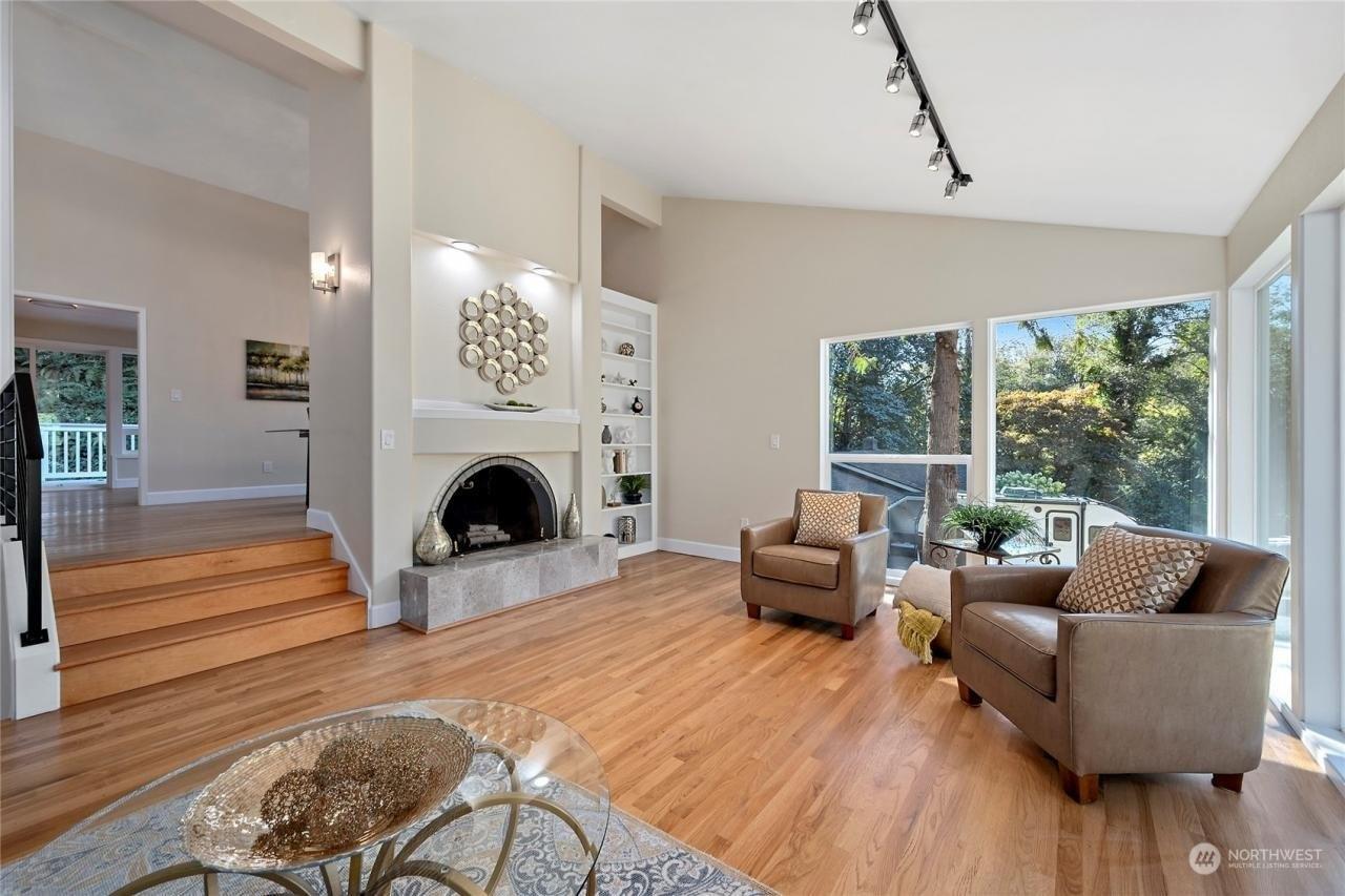 Se 50th St, Mercer Island, WA 98040