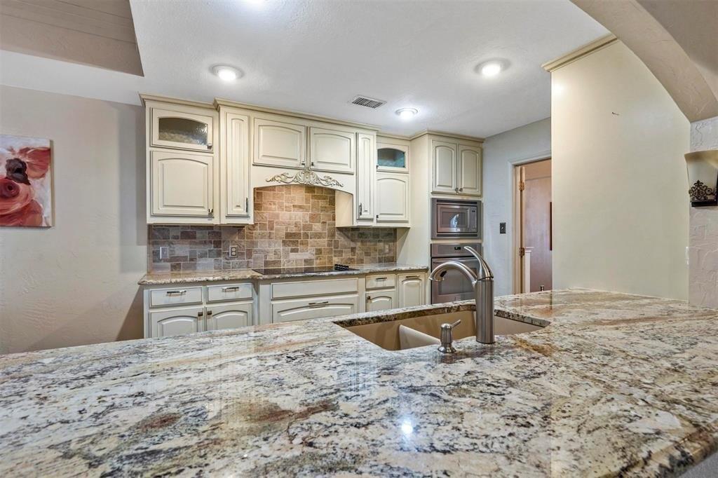 Ne Brushy Mound Rd, Burleson, TX 76028
