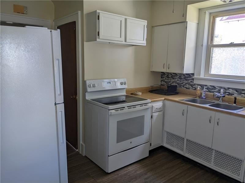 Lincoln Ave, Finleyville, PA 15332