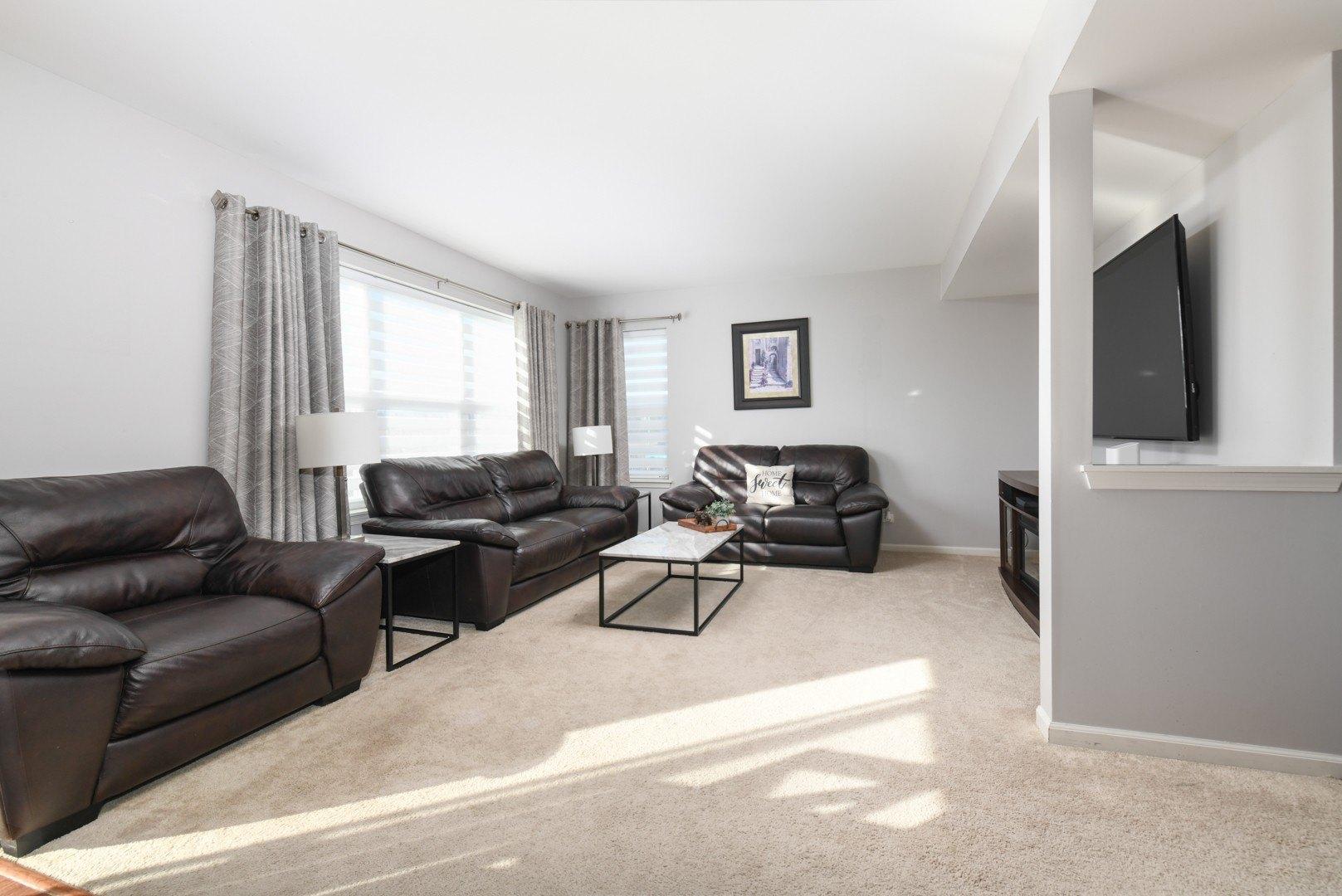 Boathouse Rd, Pingree Grove, IL 60140