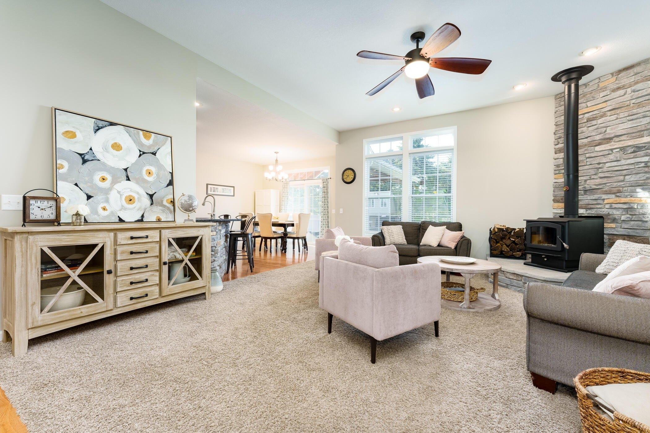 Jasmine St, Schoolcraft, MI 49087