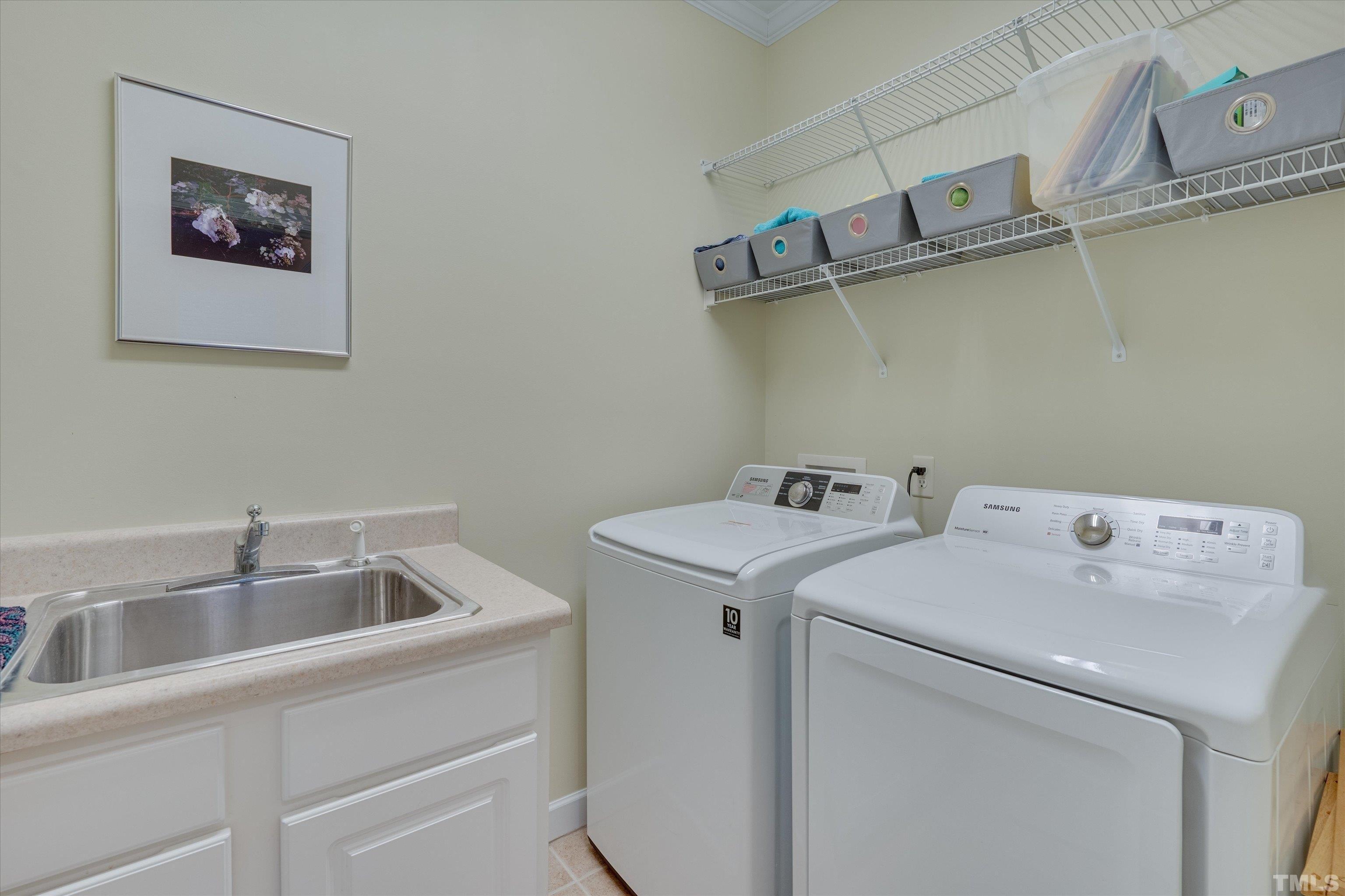 Abernathy Dr, Chapel Hill, NC 27517