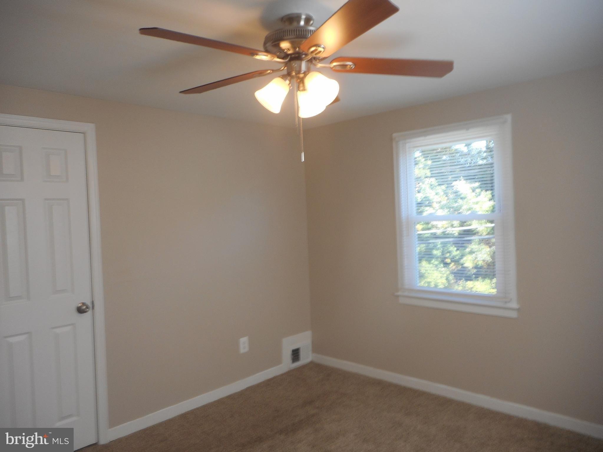 Beaumont St, Temple Hills, MD 20748