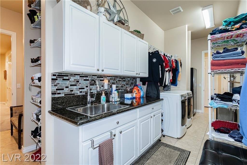 Renae Nicole Ct, Las Vegas, NV 89183