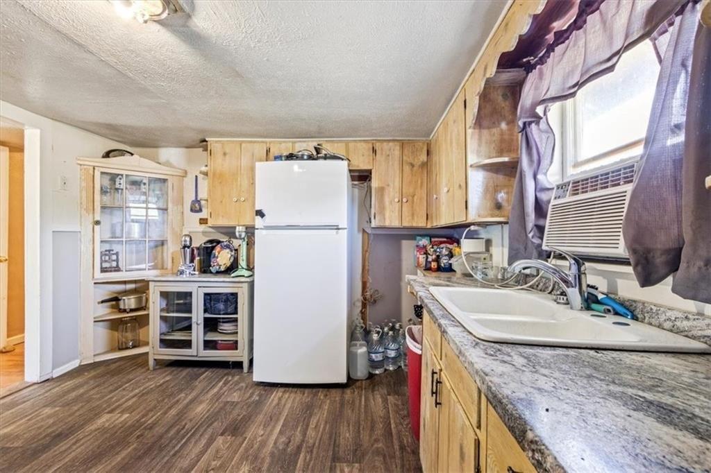 Hamilton Dr, Waco, TX 76705