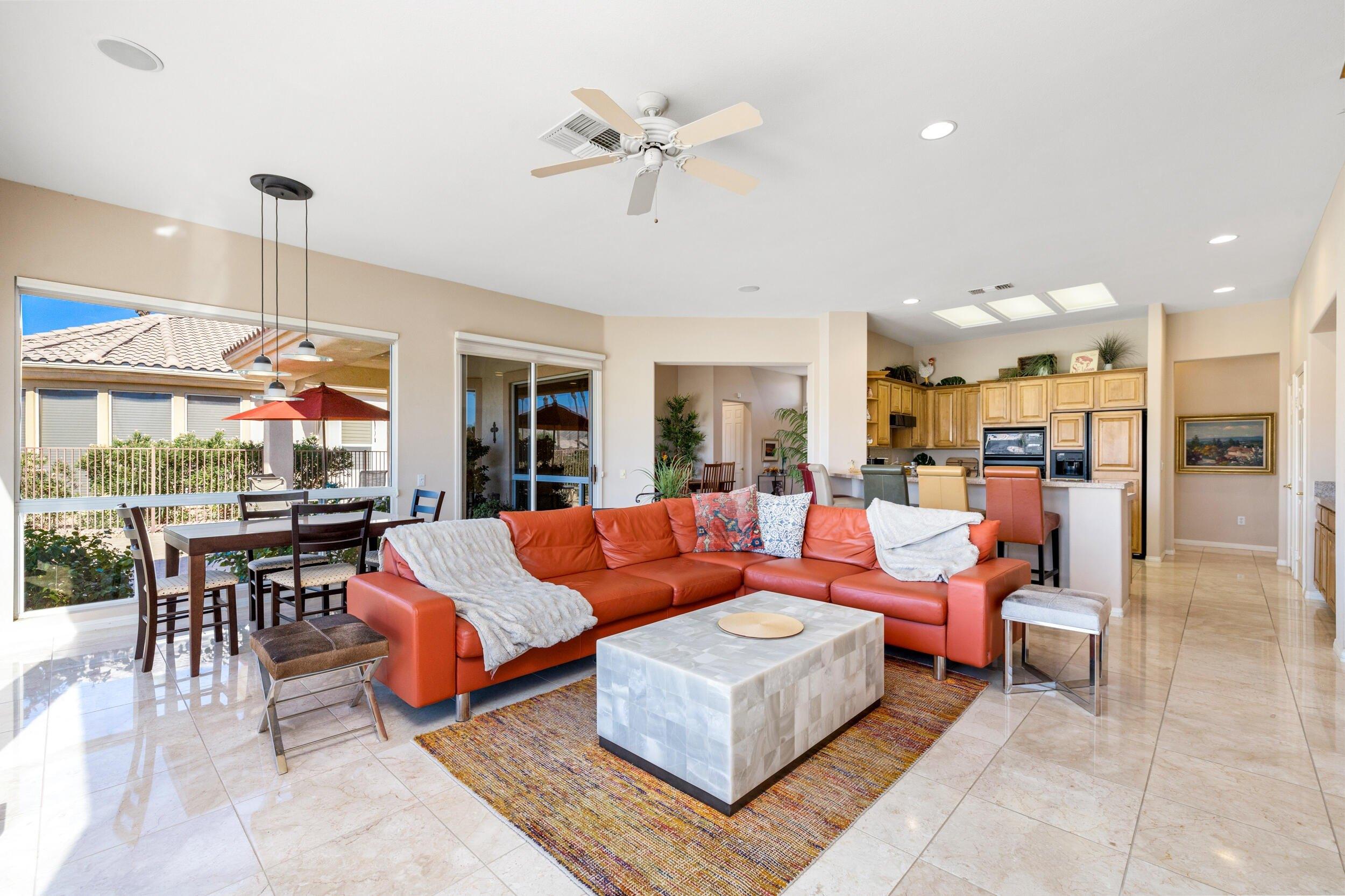 Kensington Ave, Palm Desert, CA 92211