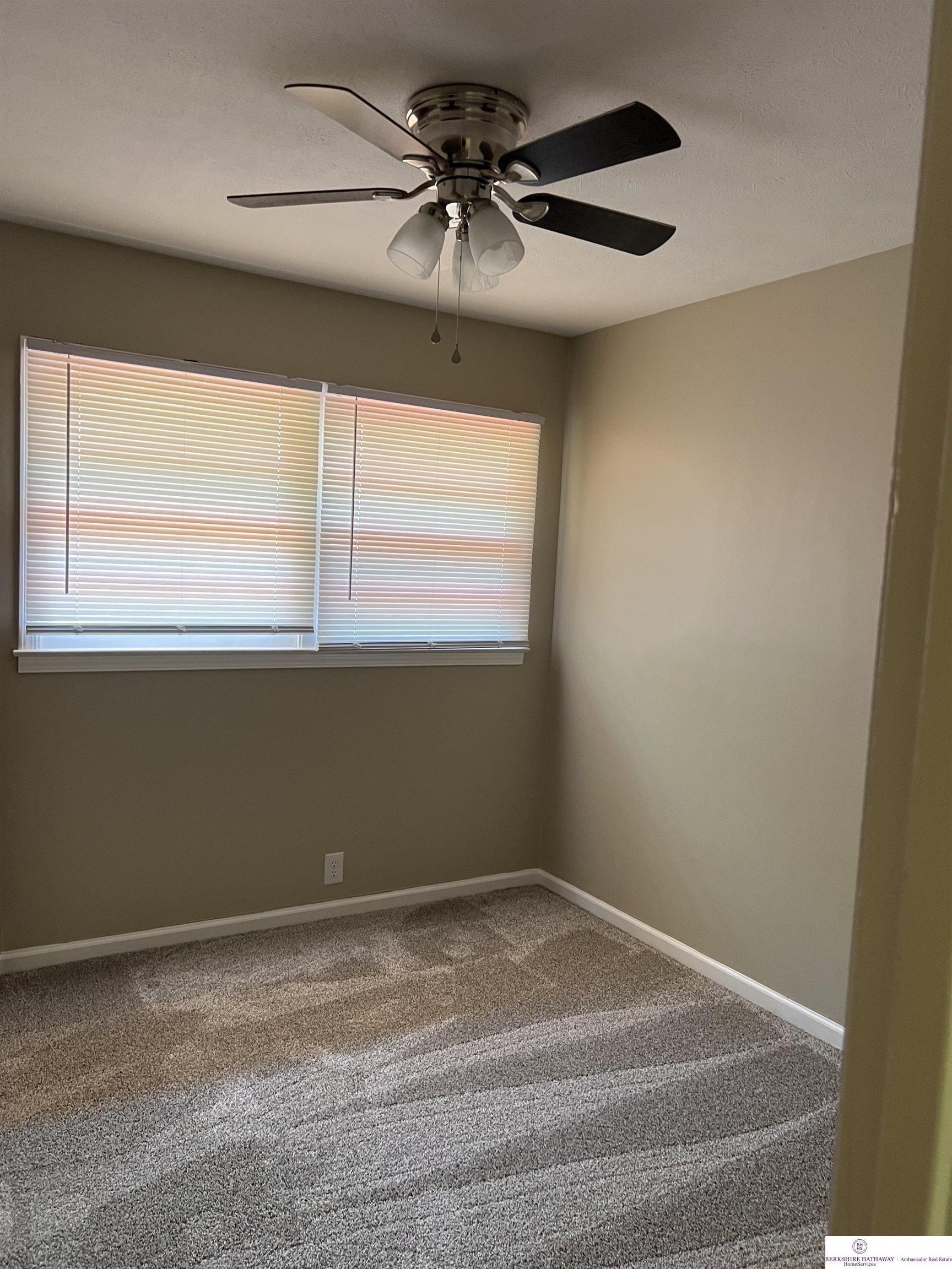 N 49th Ave, Omaha, NE 68104