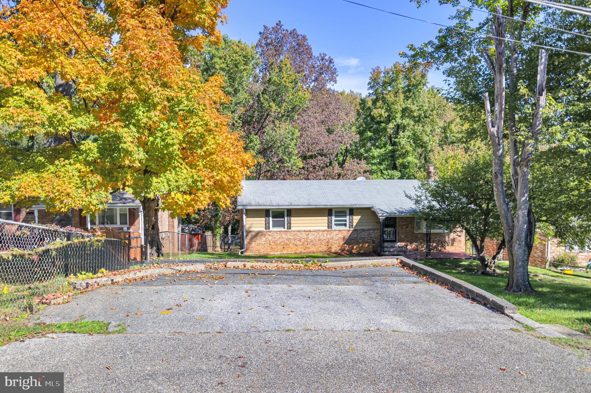 Crystal Ln, Temple Hills, MD 20748