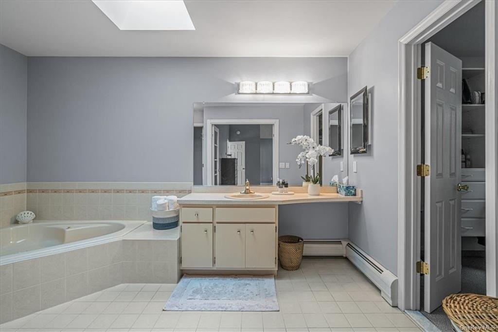Cragmere Oval, New City, NY 10956