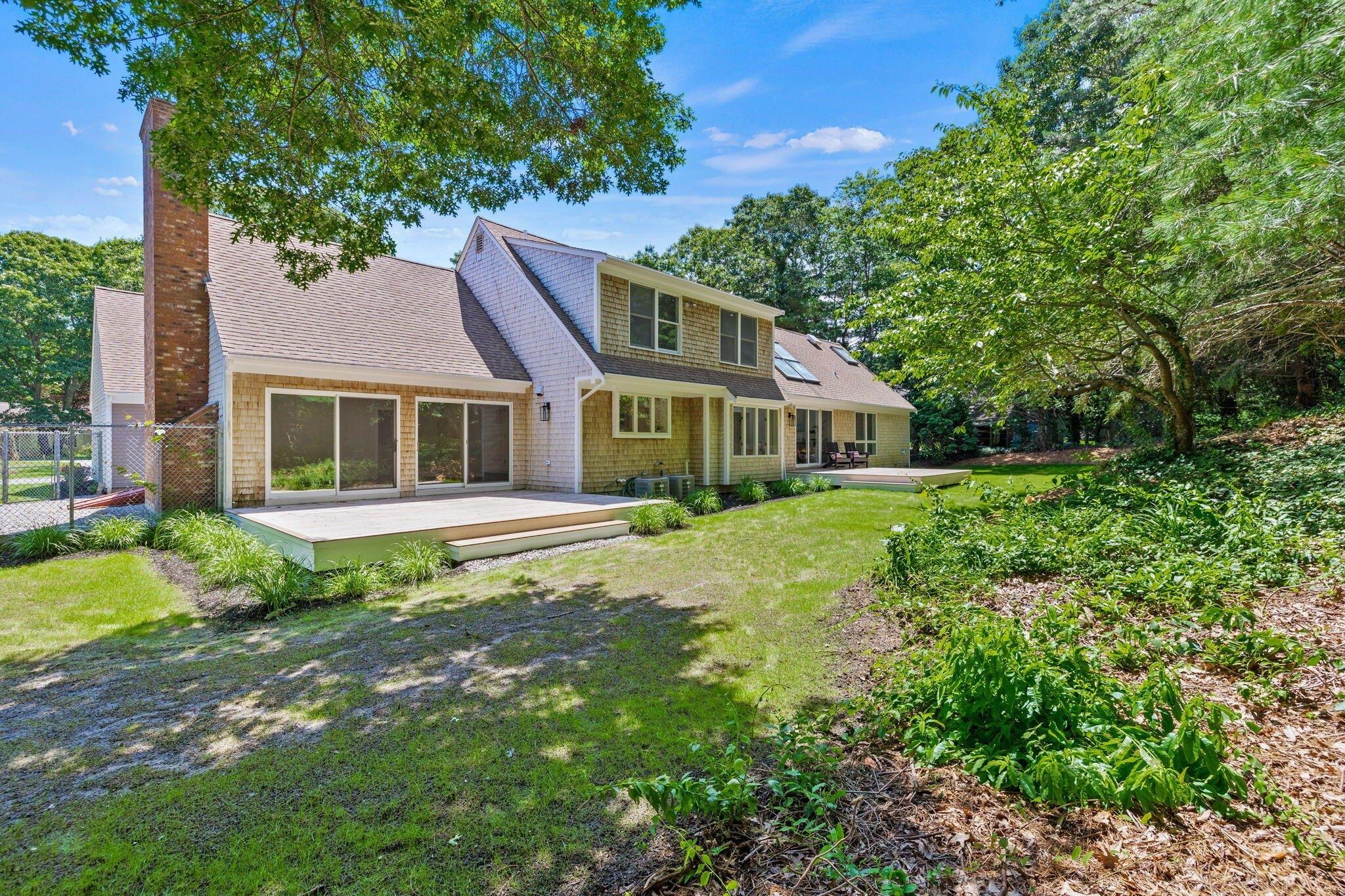 Country Club Dr, Yarmouth Port, MA 02675