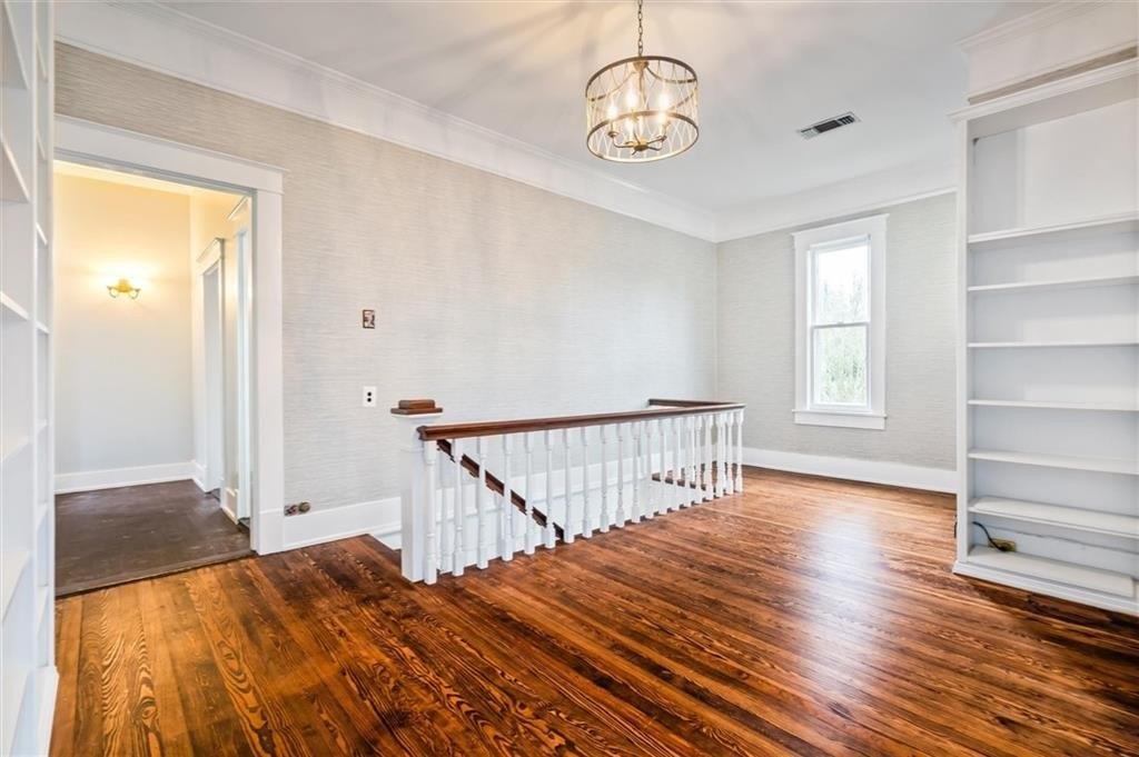 Dauphin St, Mobile, AL 36606