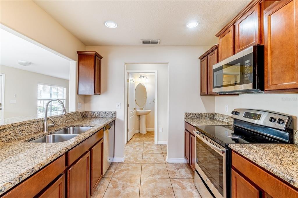 Carina Cir, Sanford, FL 32773