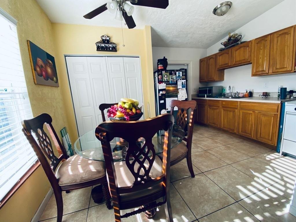 11th Ct, West Palm Beach, FL 33401